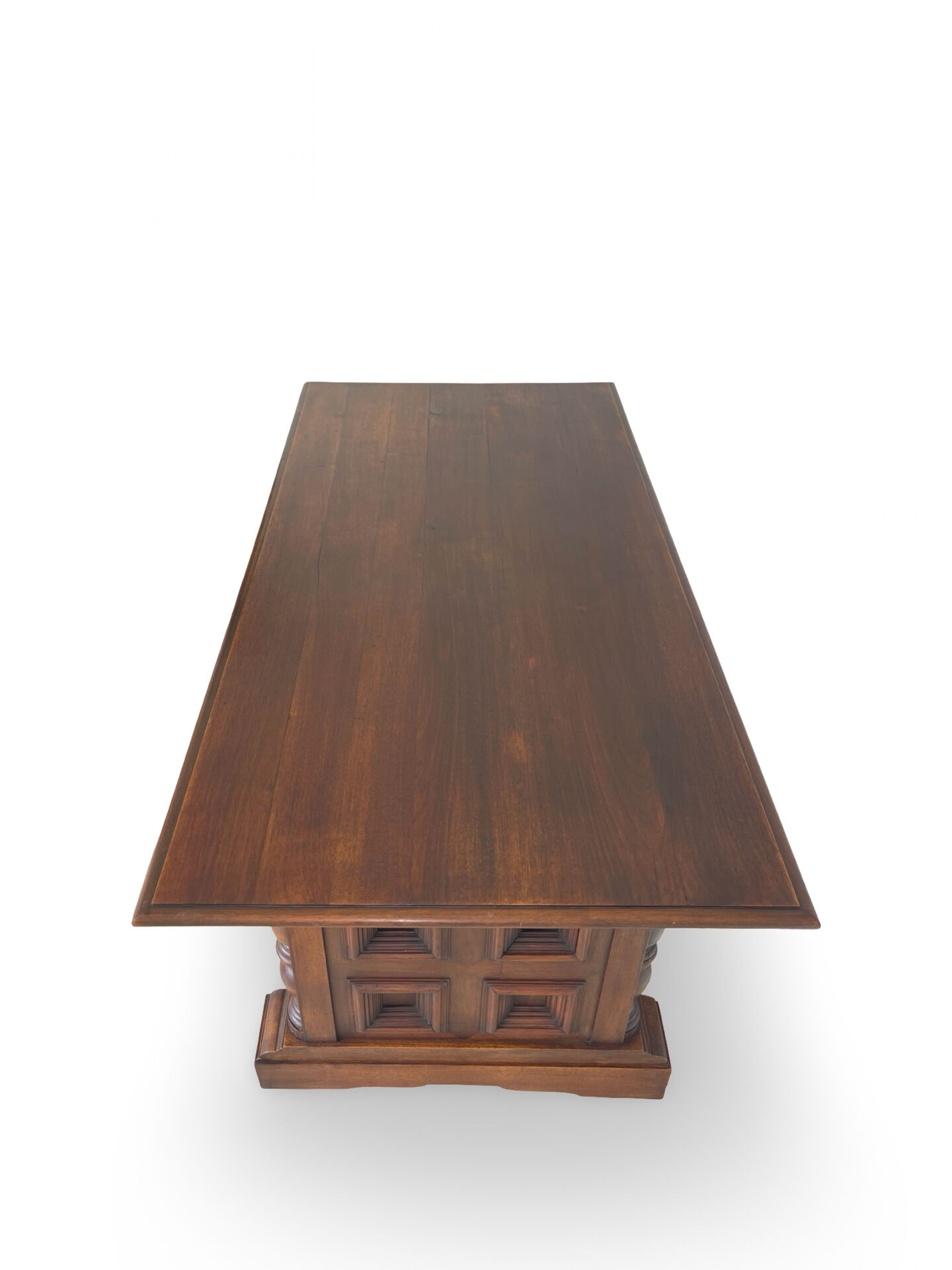 La table à manger extensible de haute qualité de style Renaissance italienne,