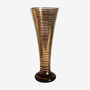 Art deco vase in gold glass