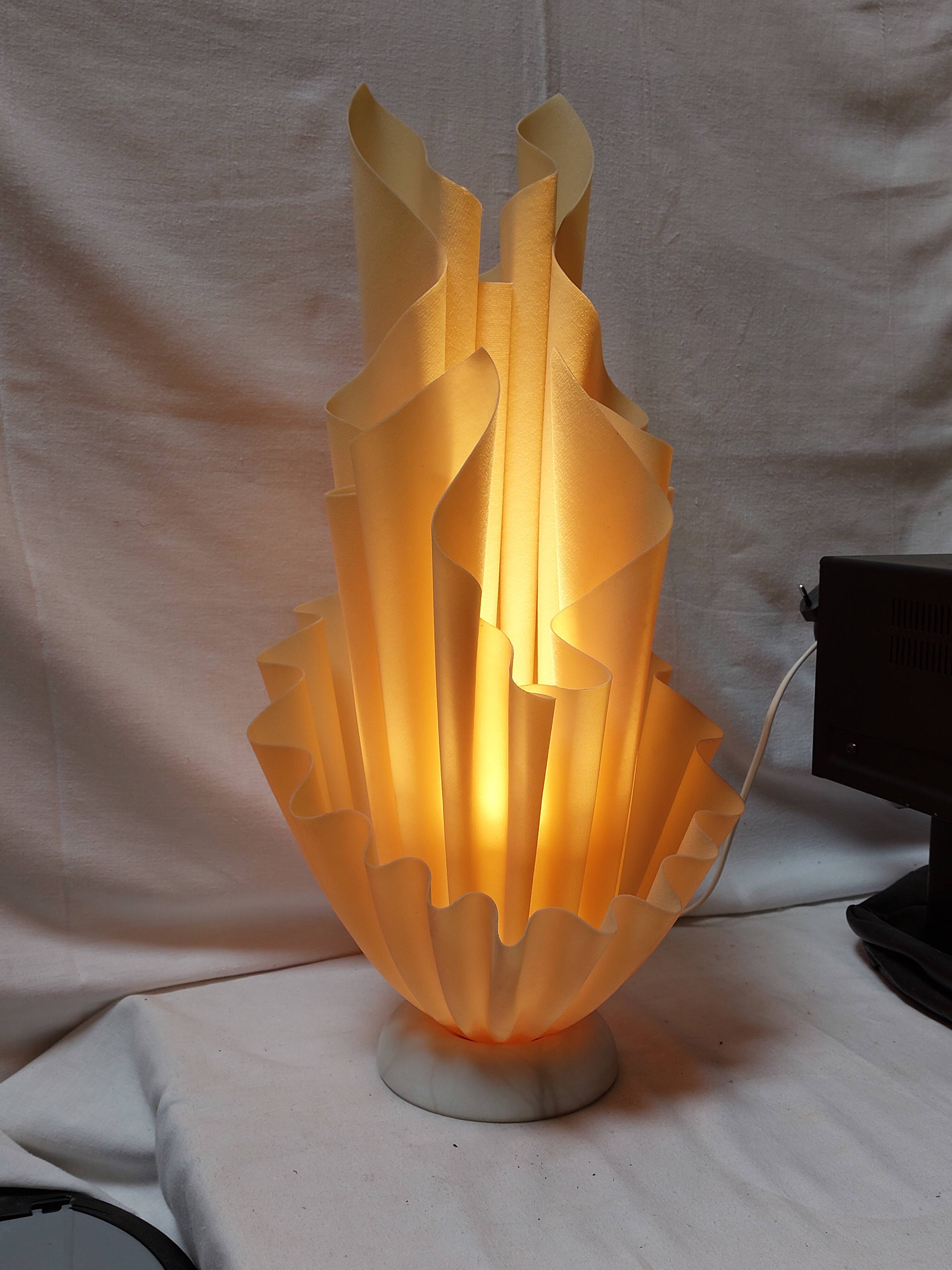 Large Corolle table lamp by Georgia Jacob - Vintage 70s