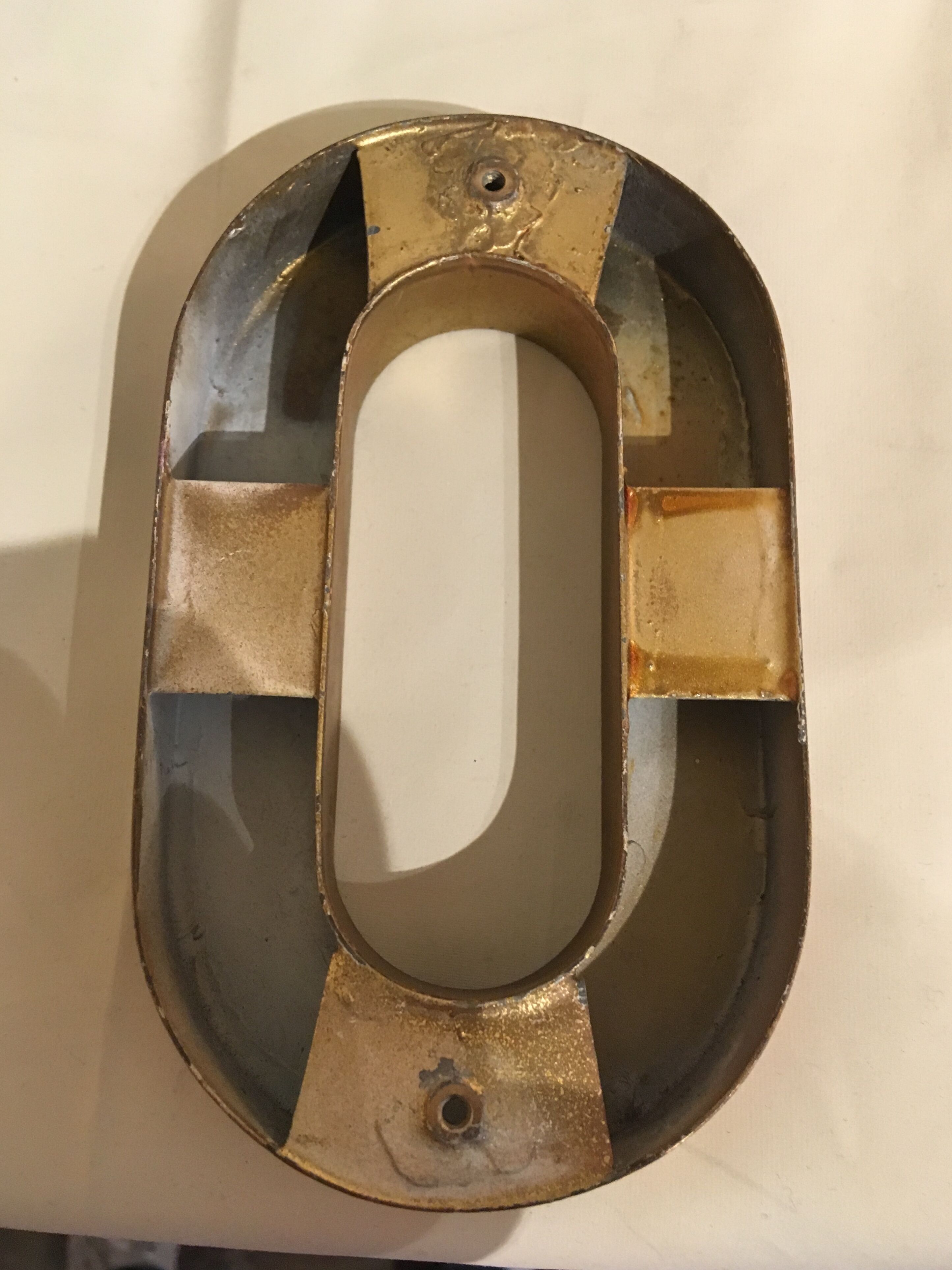 Old letter to sign iron o - 15 cm