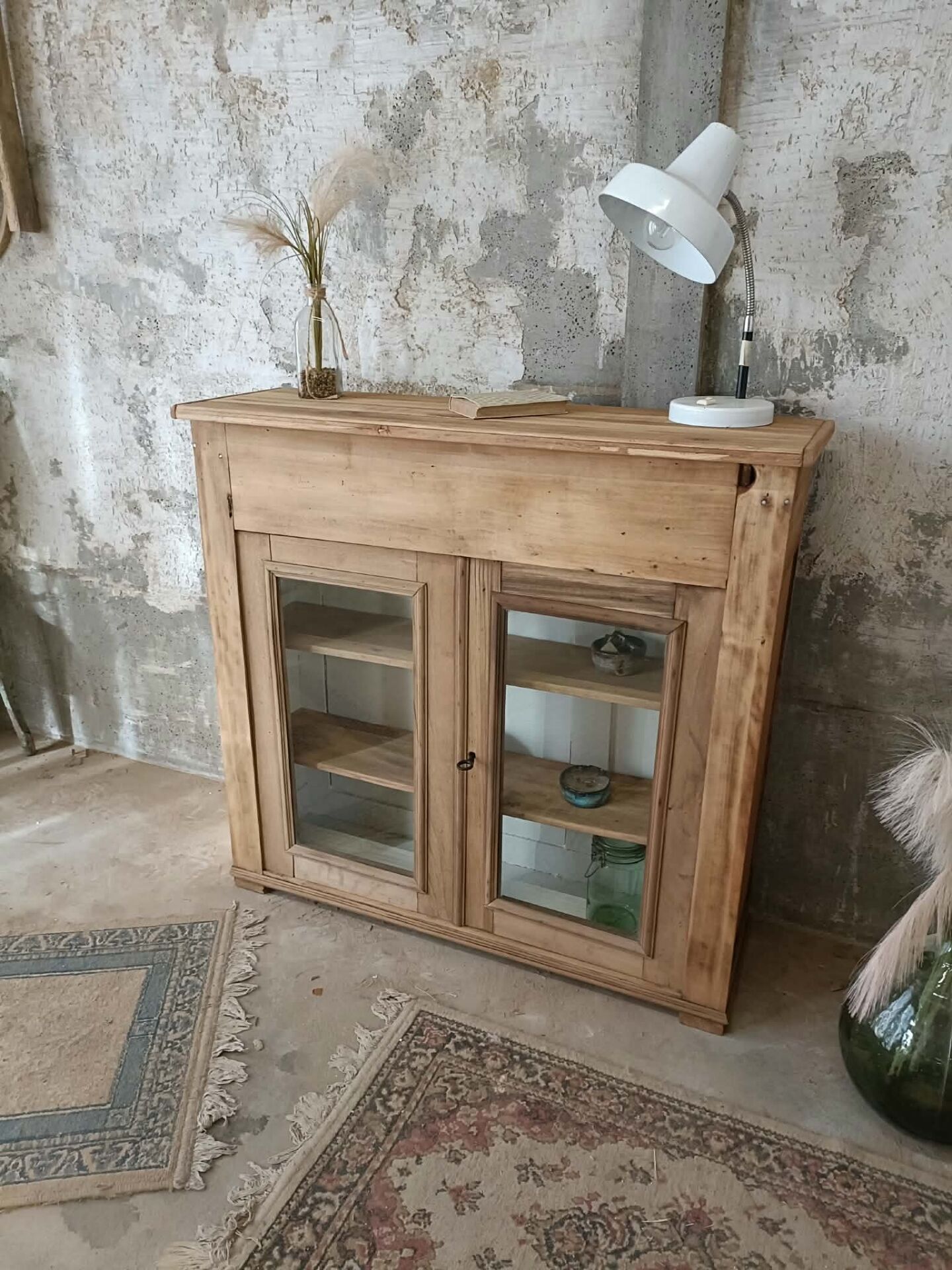Display cabinet