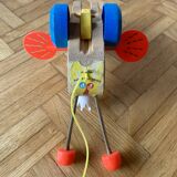 Fisher-Price wooden pull toy - Queen Buzzy Bee -1960