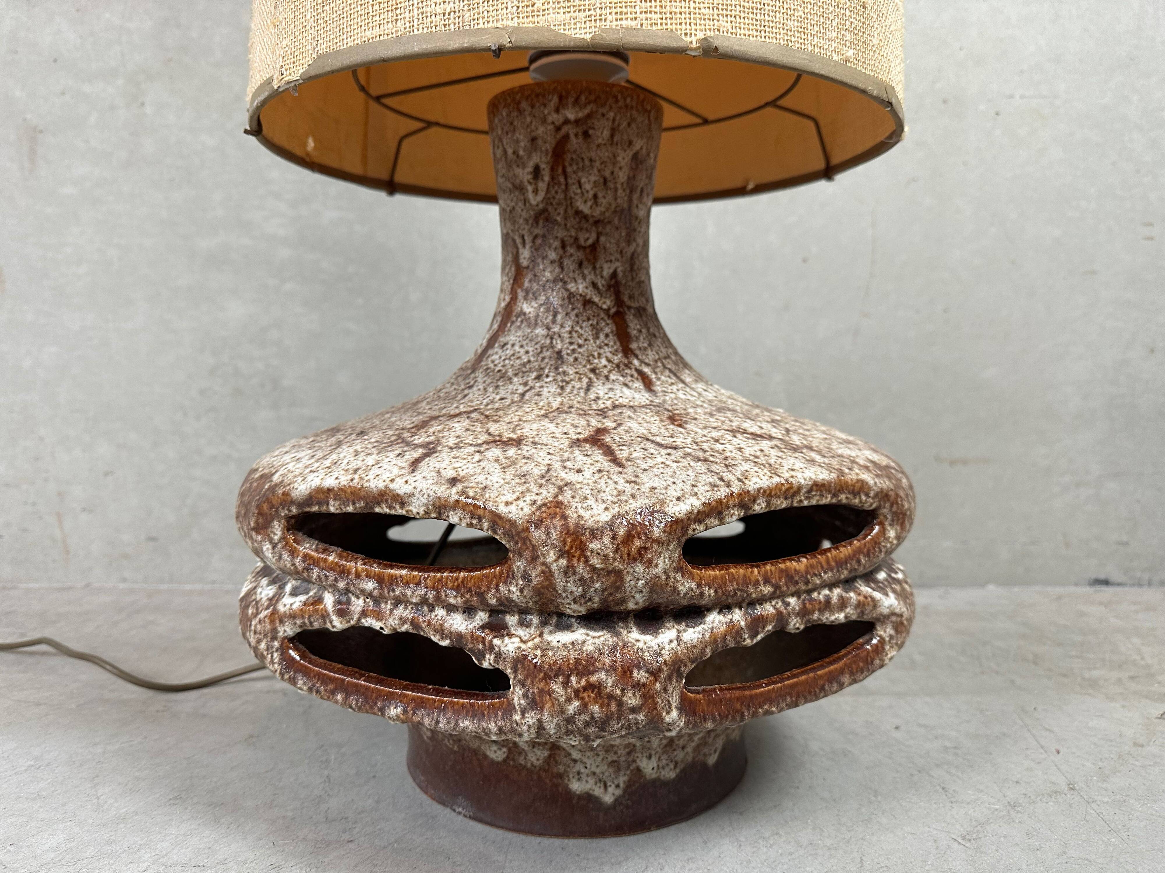 Lampe de sol vintage XL en fat lava – Stein Keramik