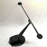Fase lamp with mobile arms
