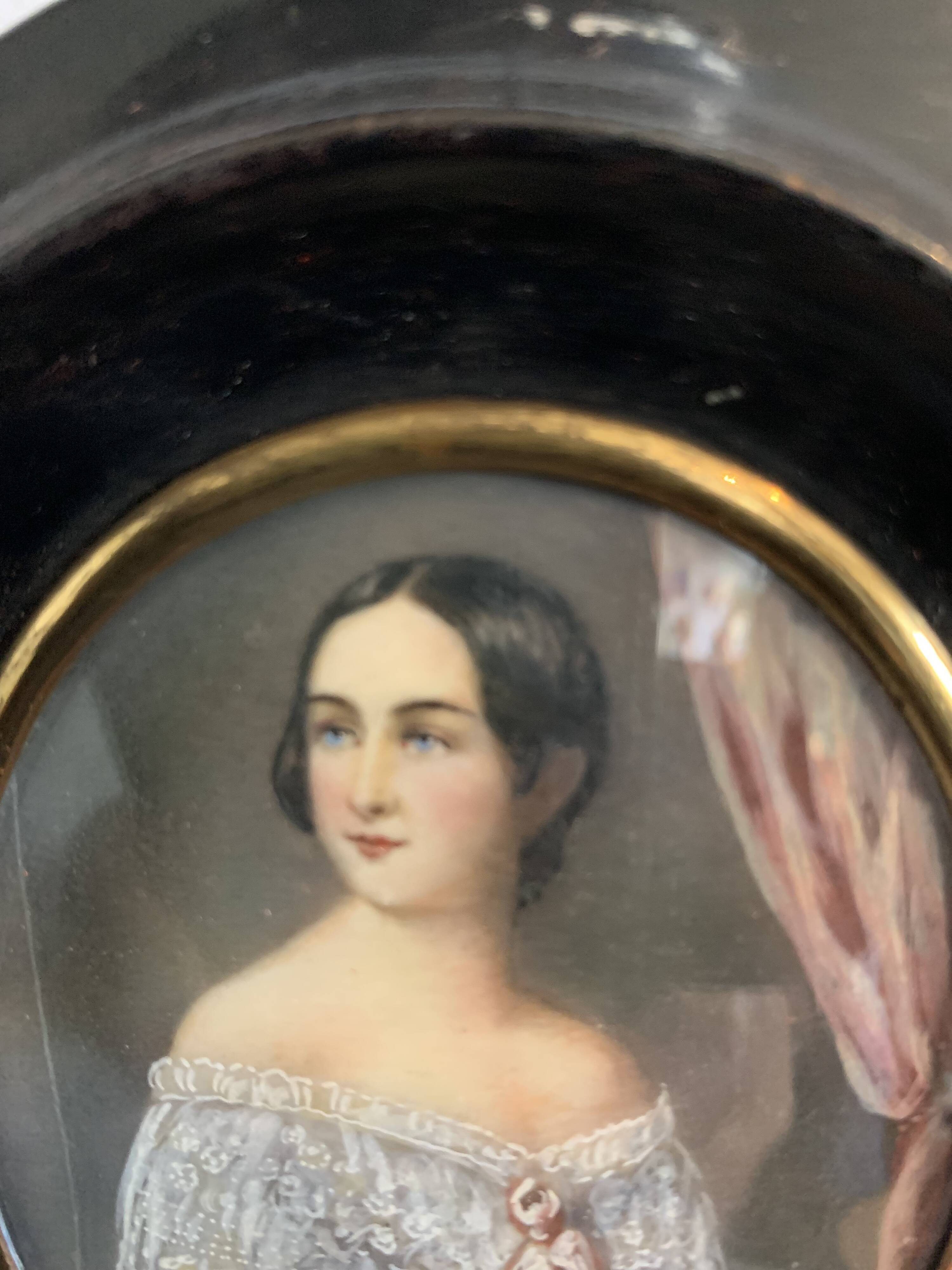 Miniature portrait of a young woman XX century