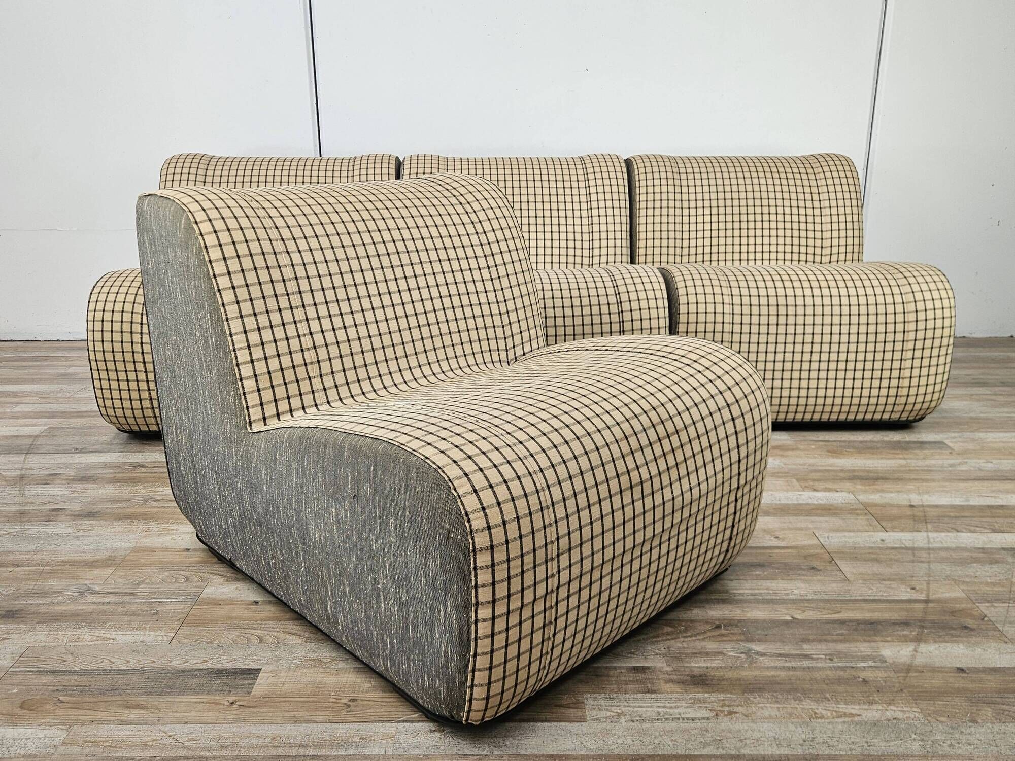 1970s modular sofa in plaid fabric