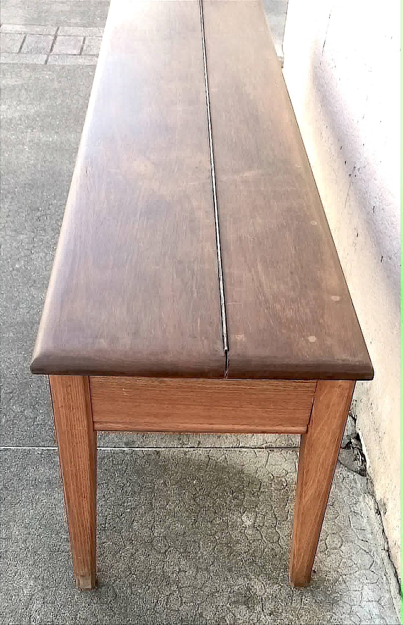 Storage bench from the 1960s, width 165.5 cm.