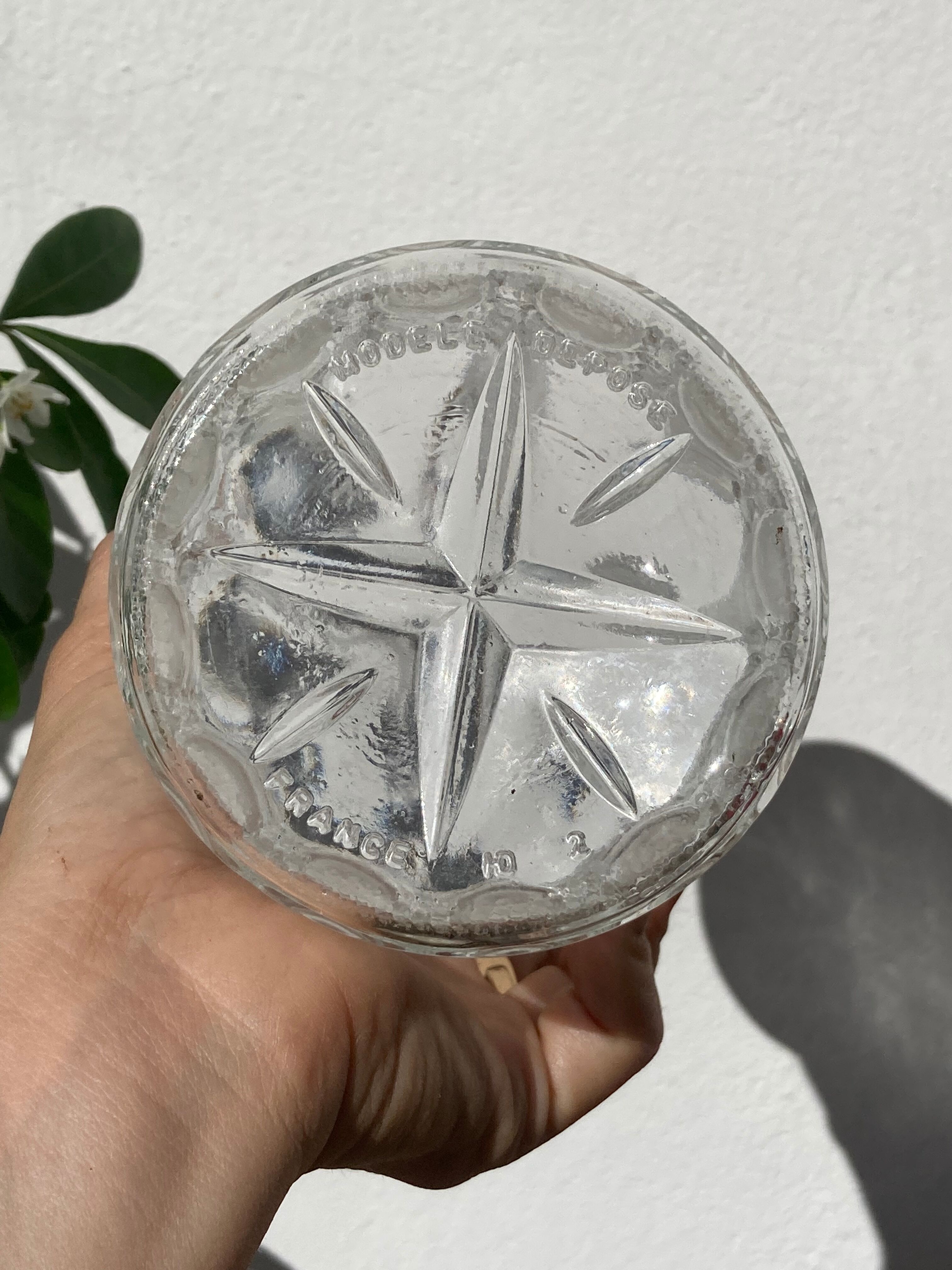 Vintage round whisky decanter