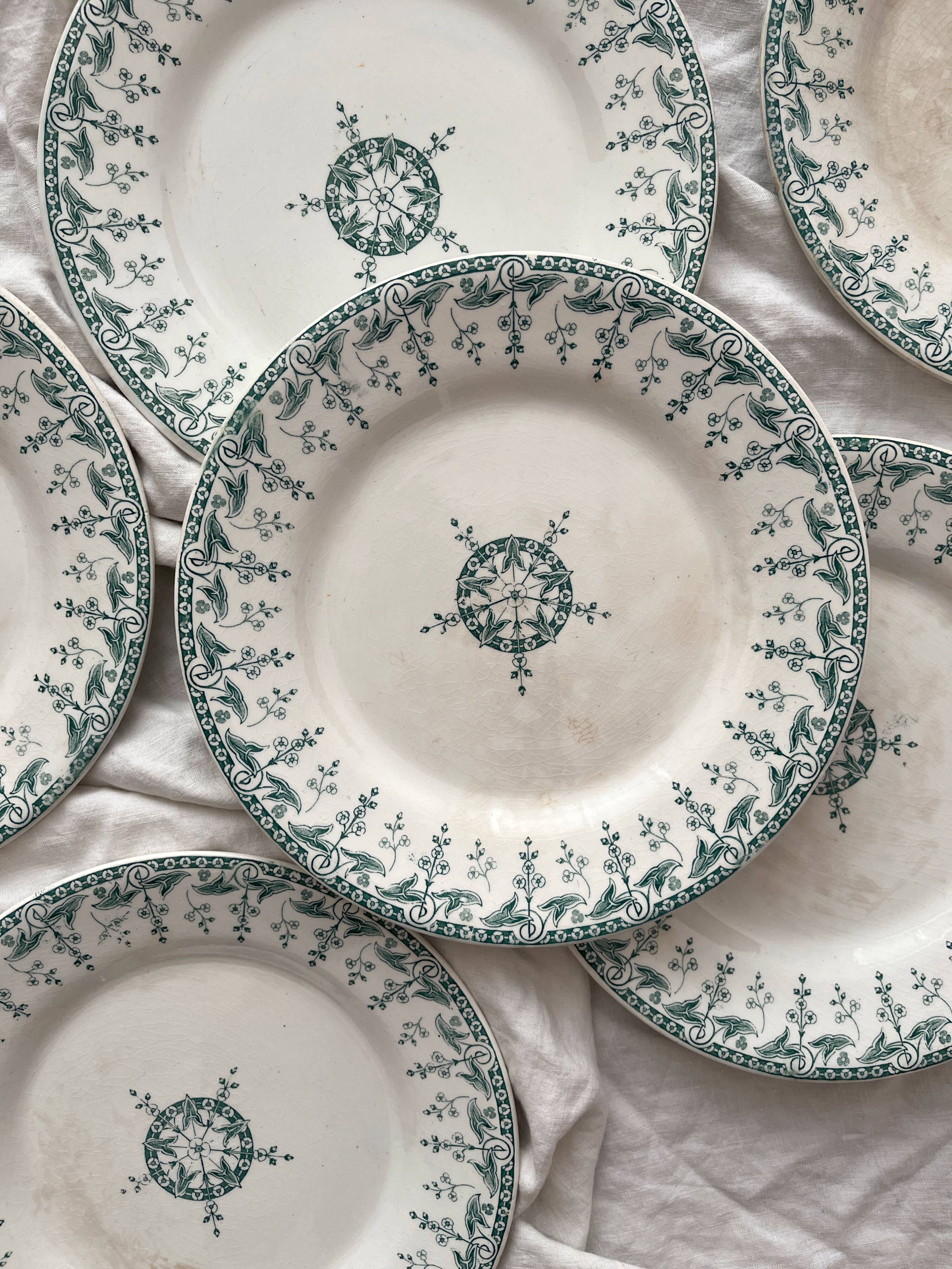 6 Gien ironstone dessert plates "Sagittaires"
