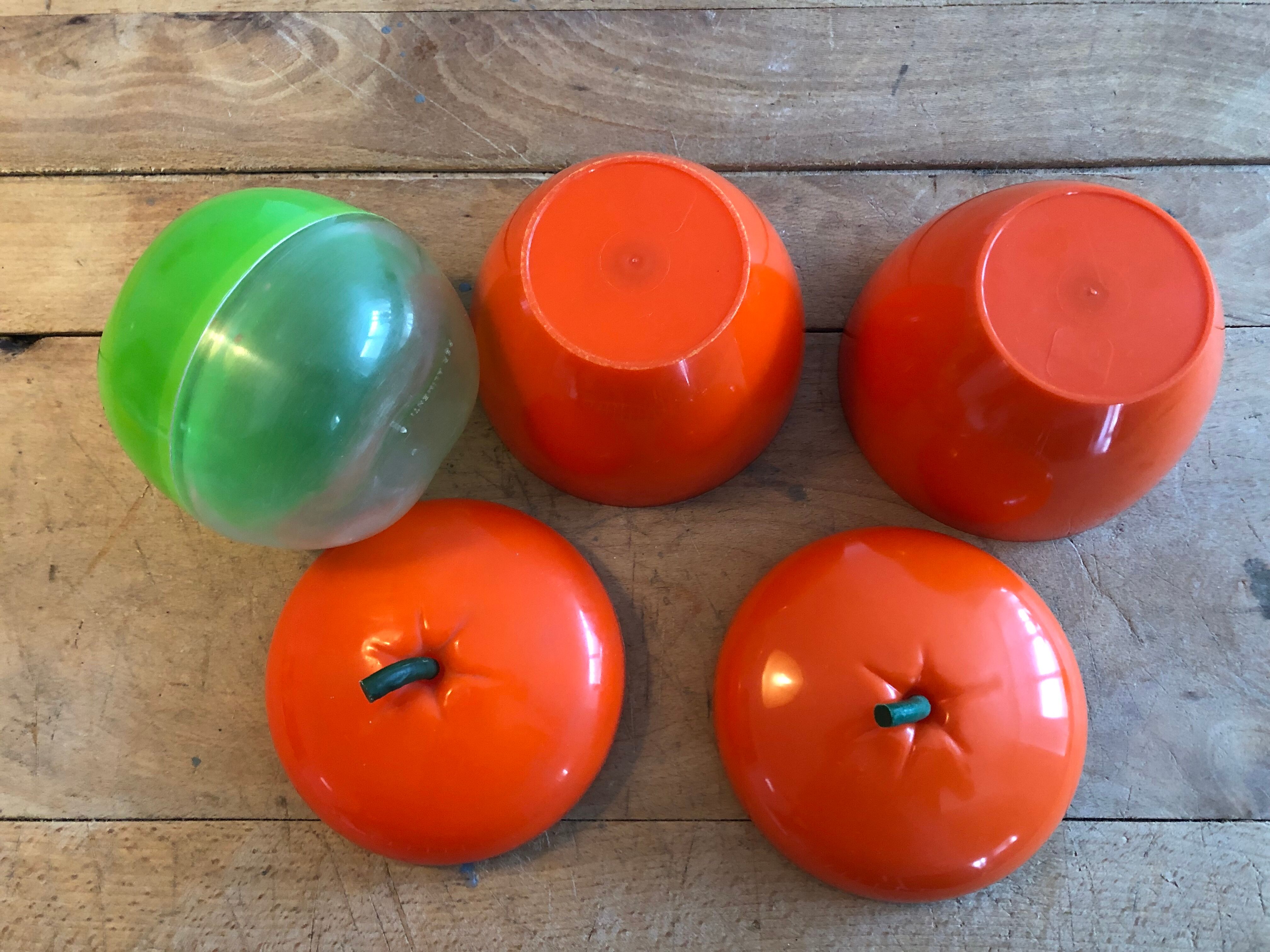 Lot of vintage ice apples