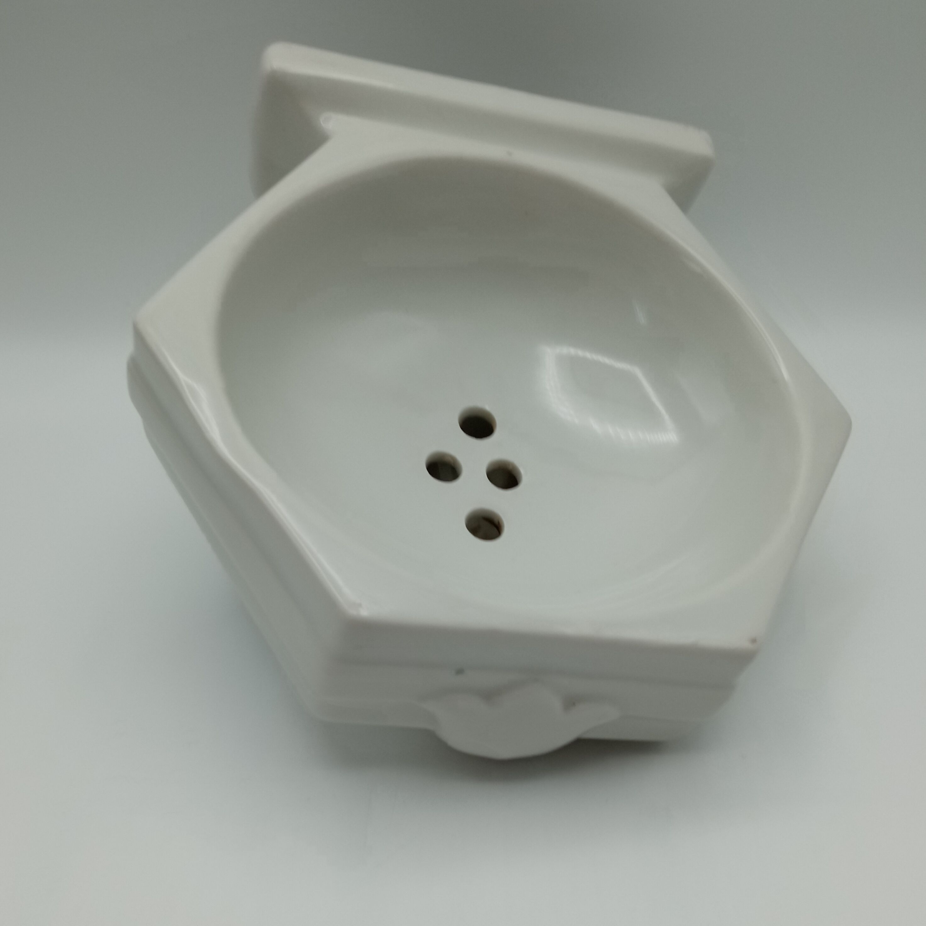 Soap holder and art deco toothbrush holder