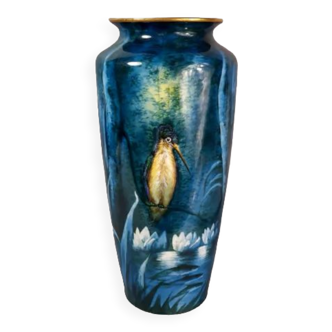 Vase porcelaine de Limoges décor peint martin-pêcheur & poissons,  marqué & signé SB