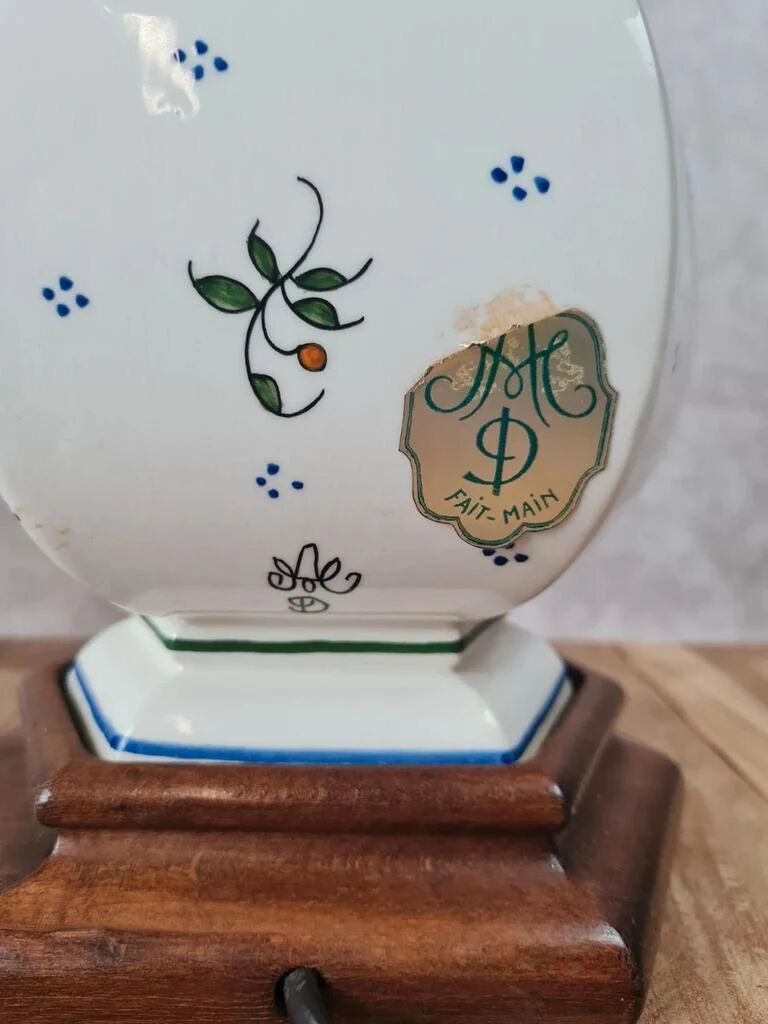 Hand-painted faience lamp – Desvres / Rouen style – artisan piece