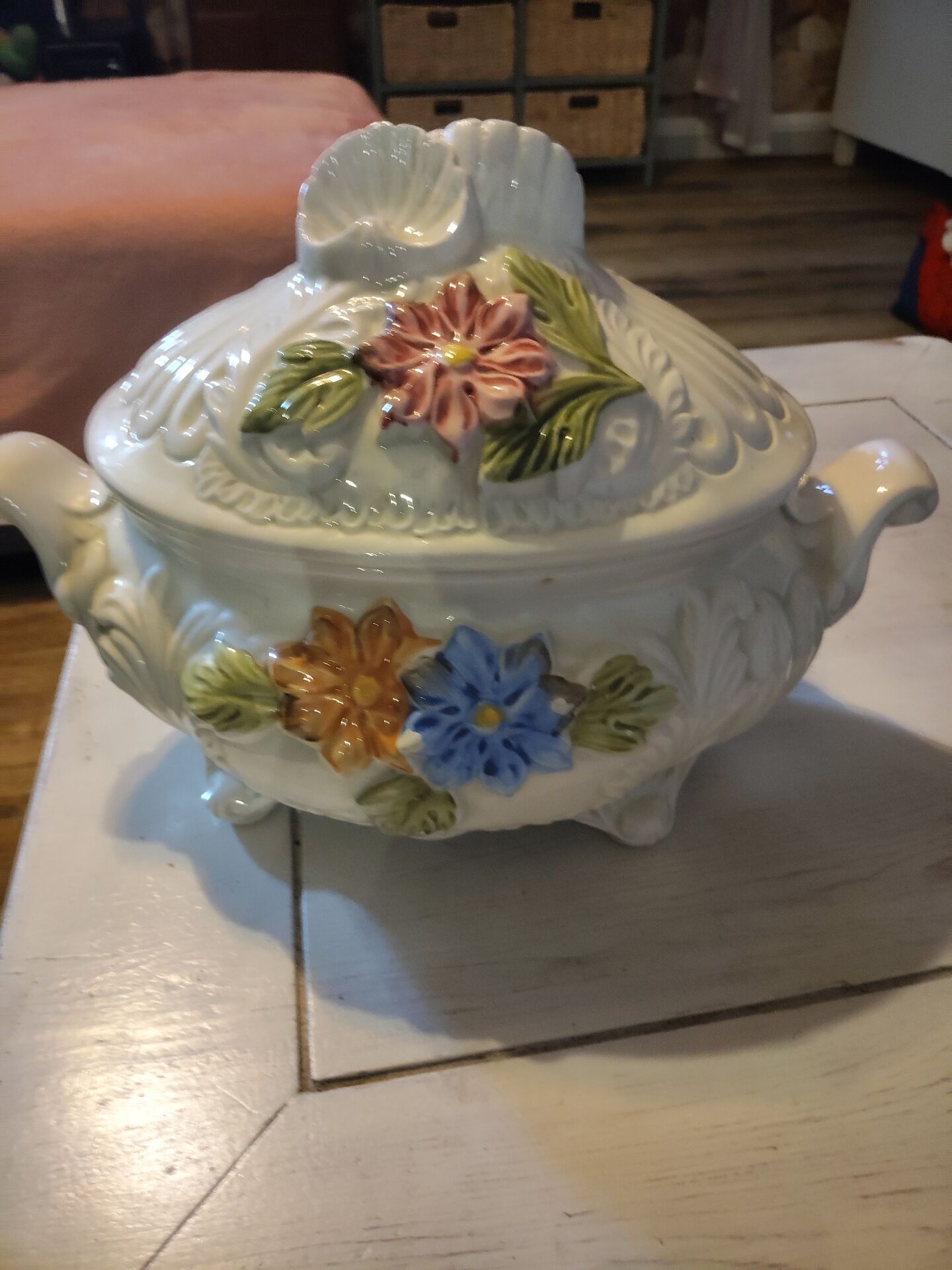 Vintage soup tureen