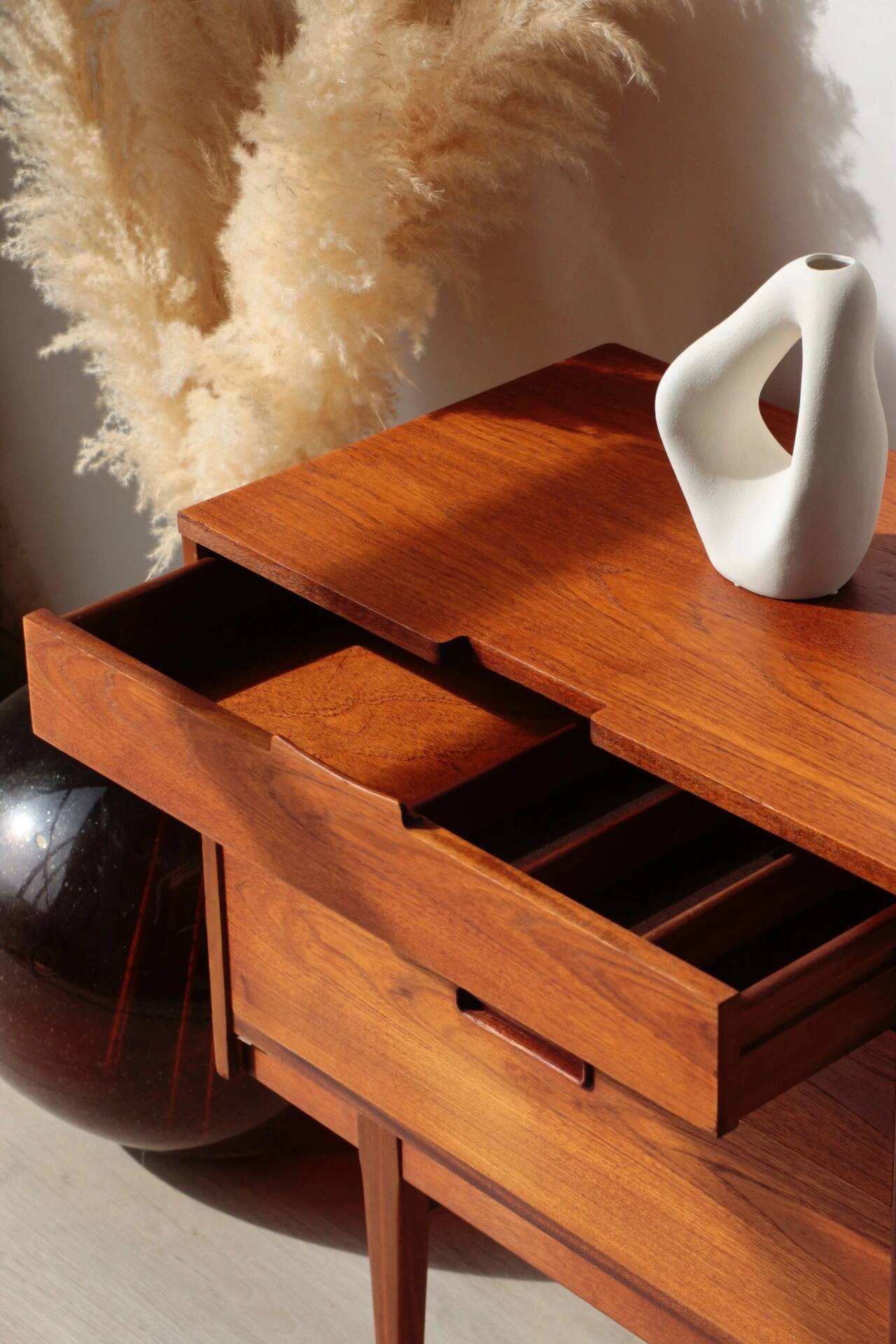 Enfilade Nathan in teak (1960s) – restored English design