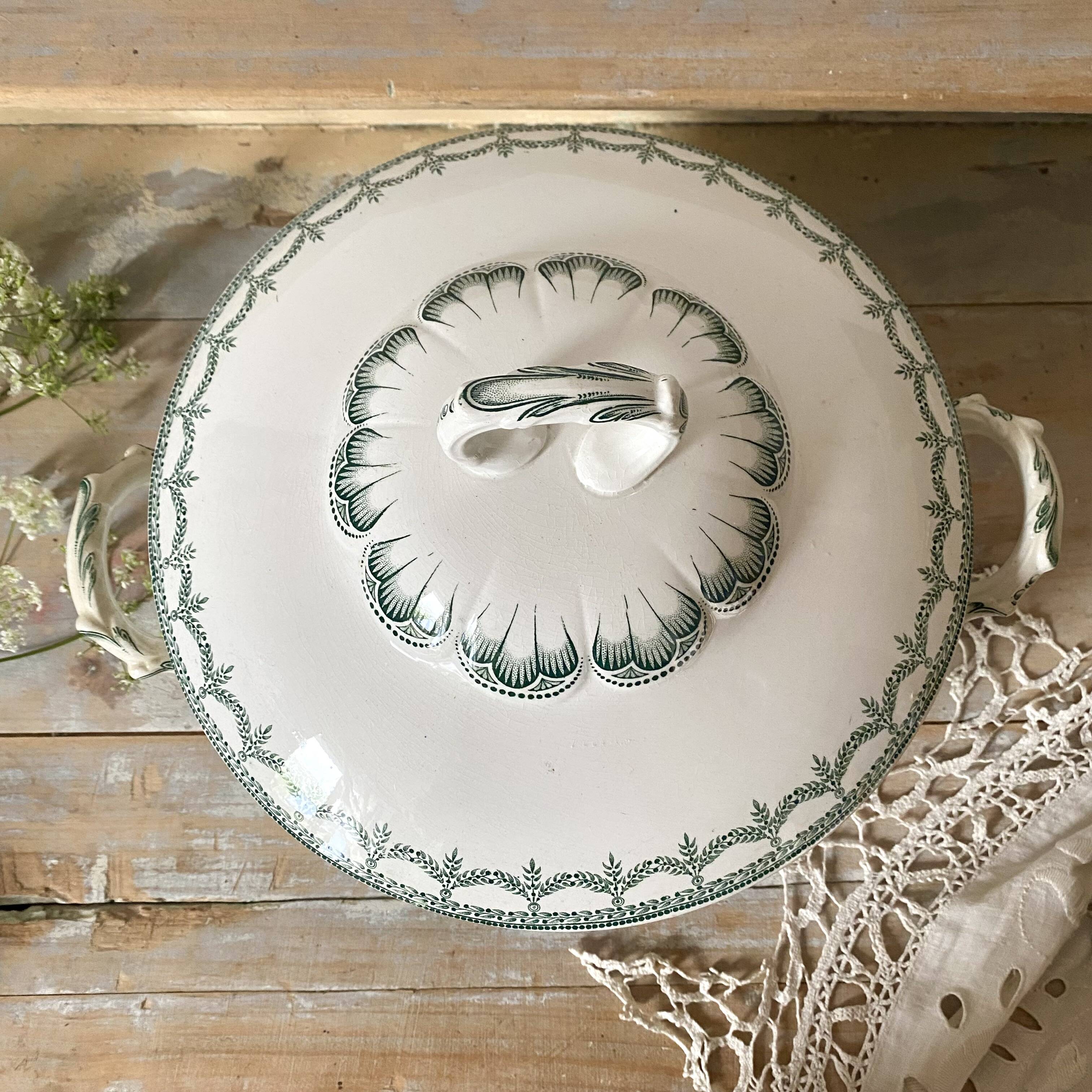 Ironstone soup tureen St Amand model Ney