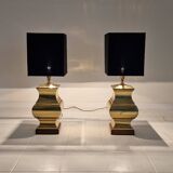 Paire de lampes de table de style Régence avec abat-jour noirs – Base en laiton et bois