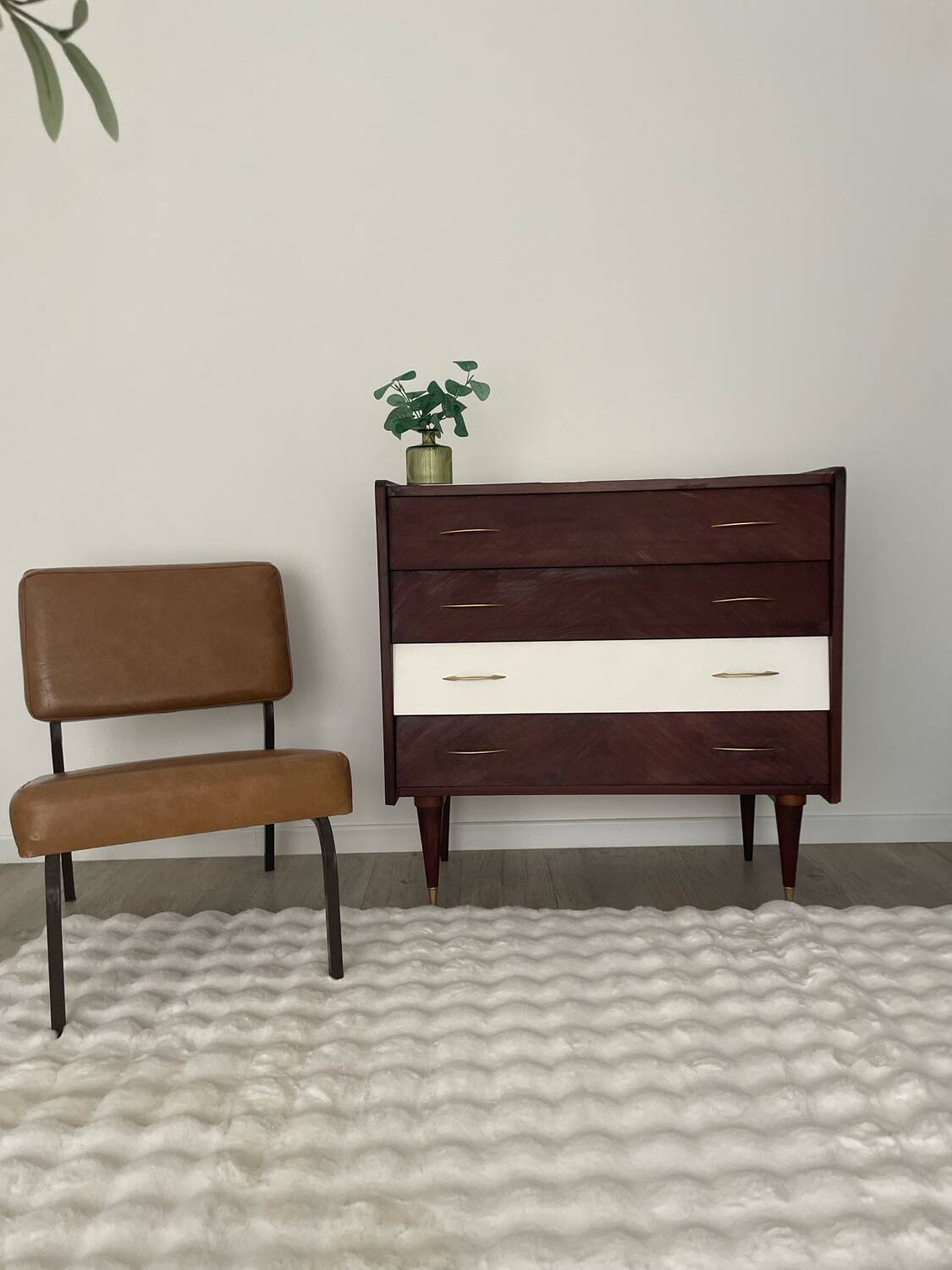 Vintage chest of drawers