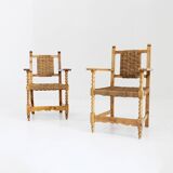 Ensemble de 2 fauteuils brutalistes espagnols en bois sculpté et tressé en jonc -
