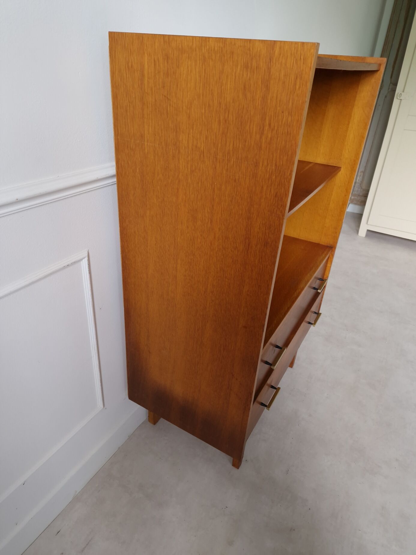 Vintage shelf