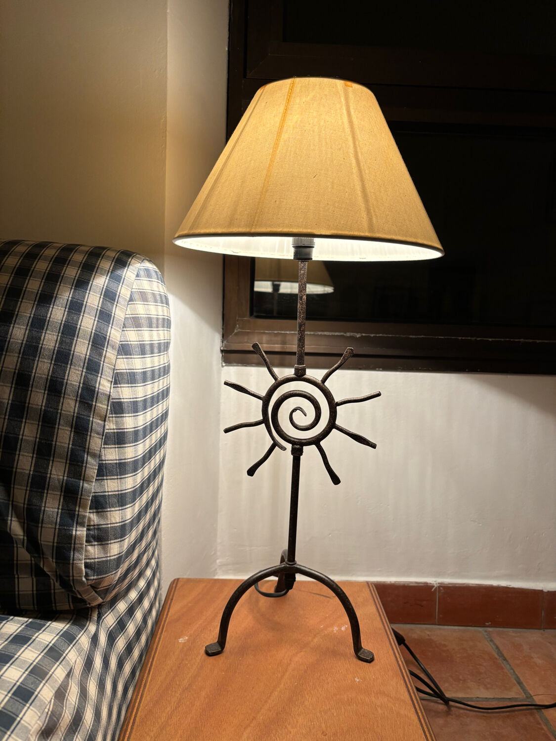 Bari Table Lamp