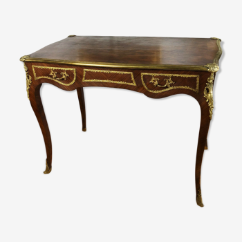 Bureau plat d'époque Napoléon III de style Louis XV