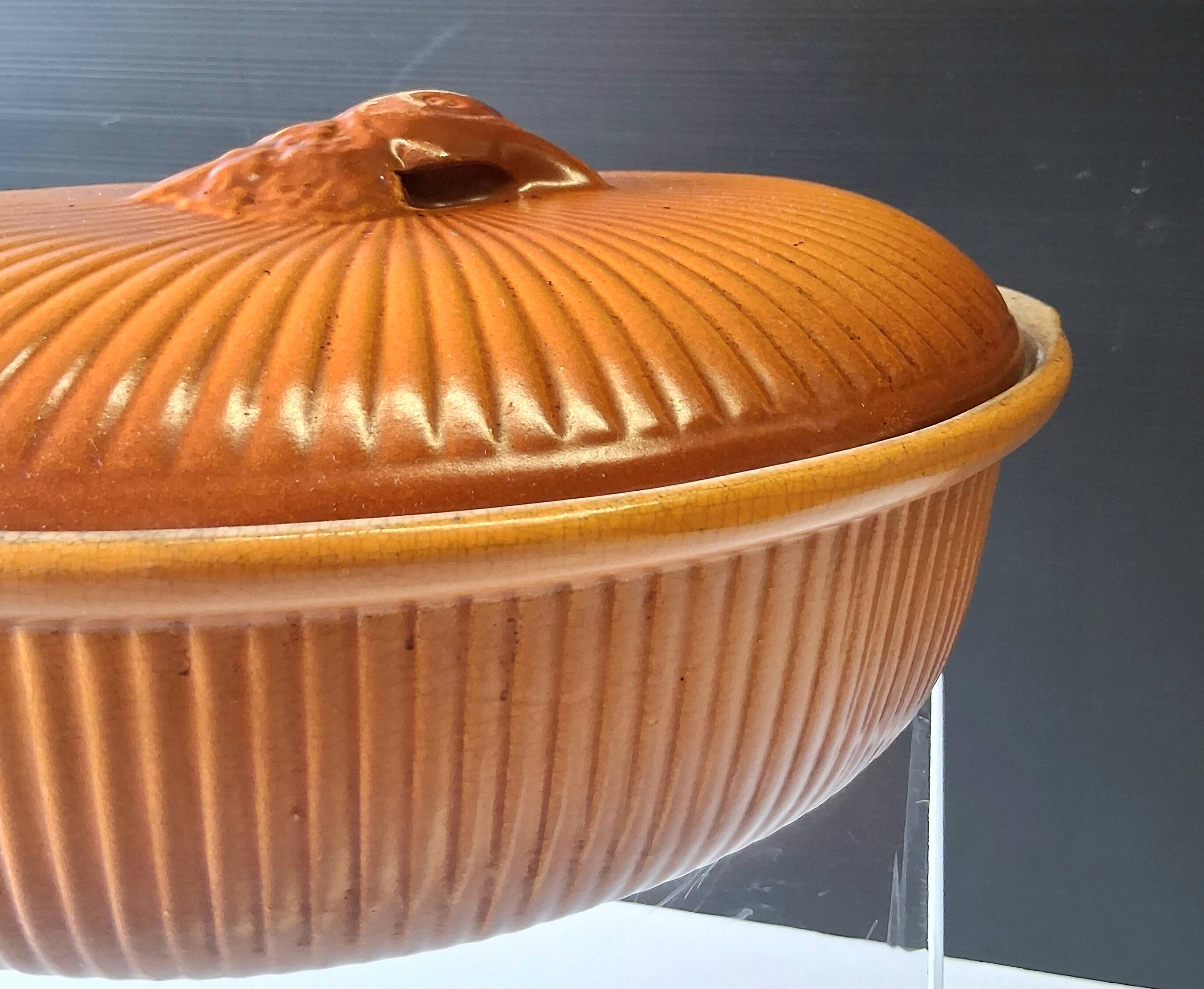 Very nice pheasant terrine dish / casserole with majolica lid.