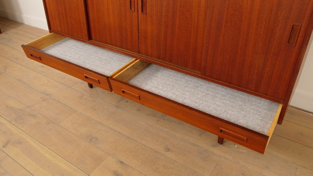 Vintage highboard | Wall cabinet | Teak | 180 cm