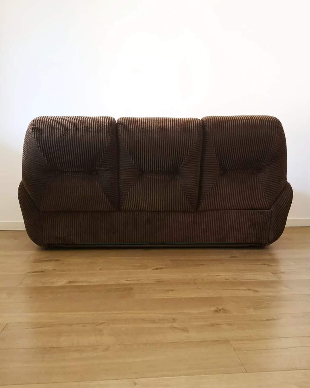 Sofa bed 70s in corduroy