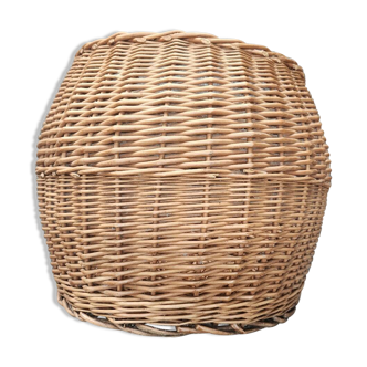 Wicker planter