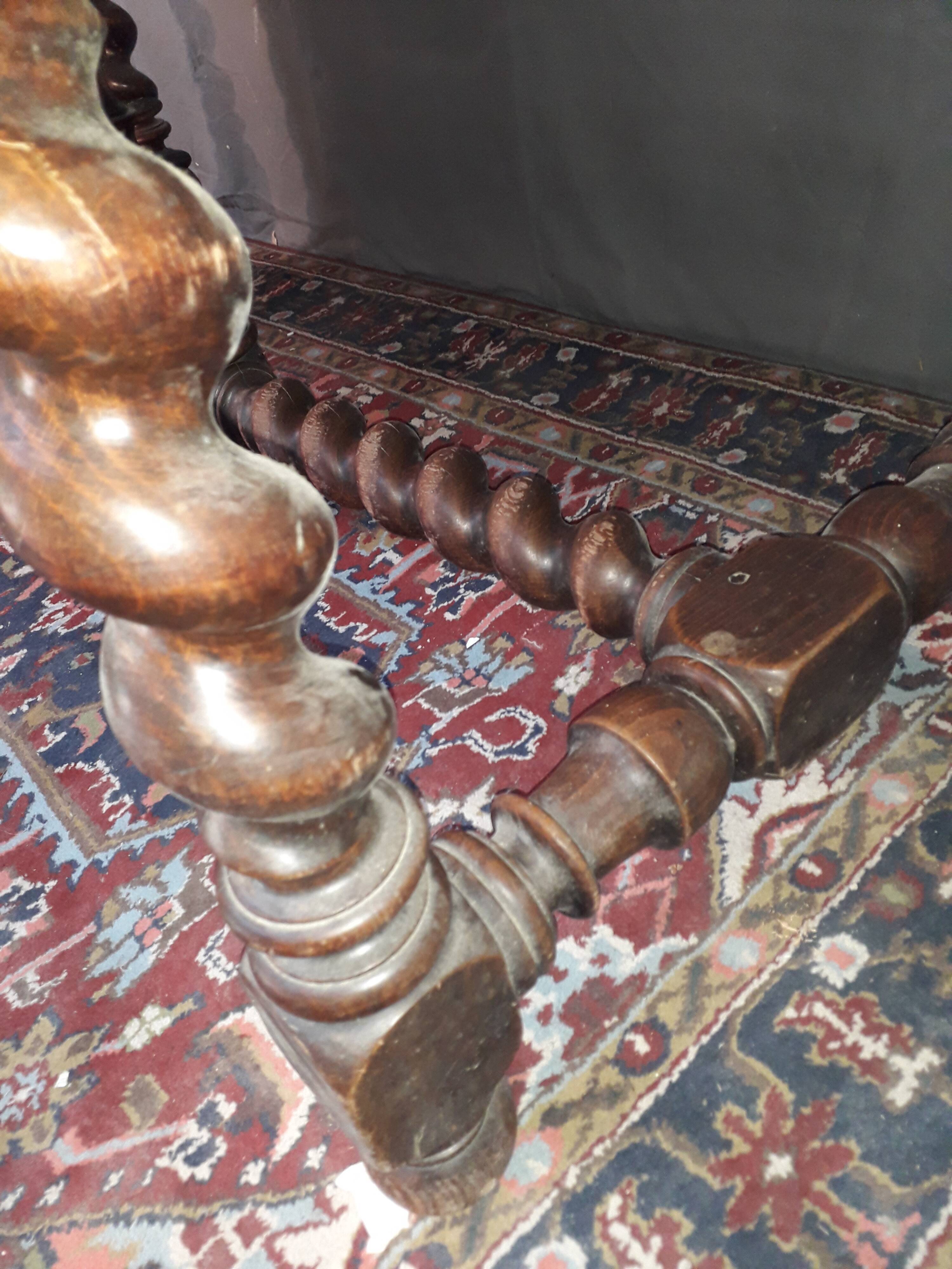 Oak Louis XIII desk