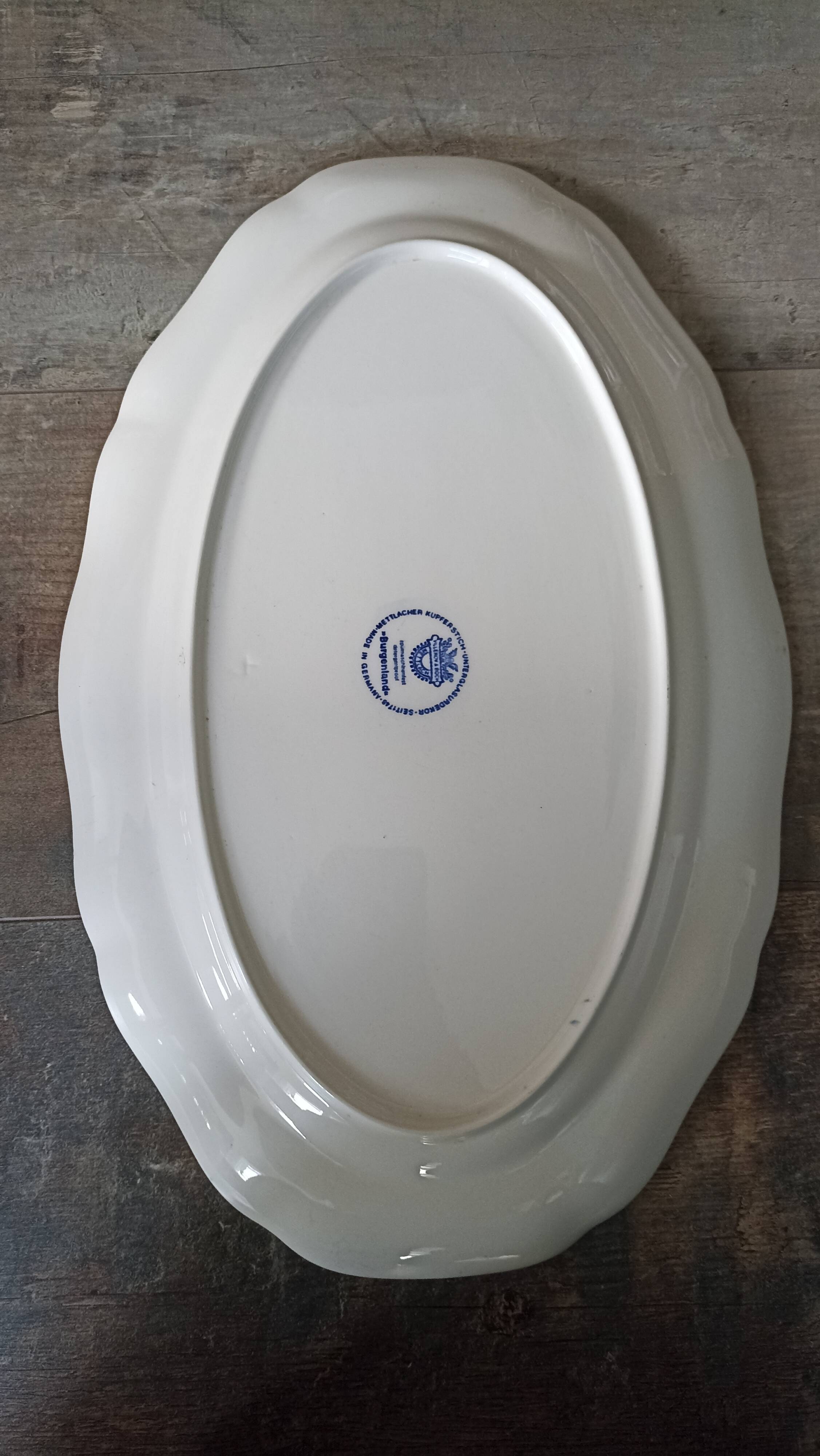 Villeroy and Boch oval dish