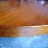 Scandinavian extending table