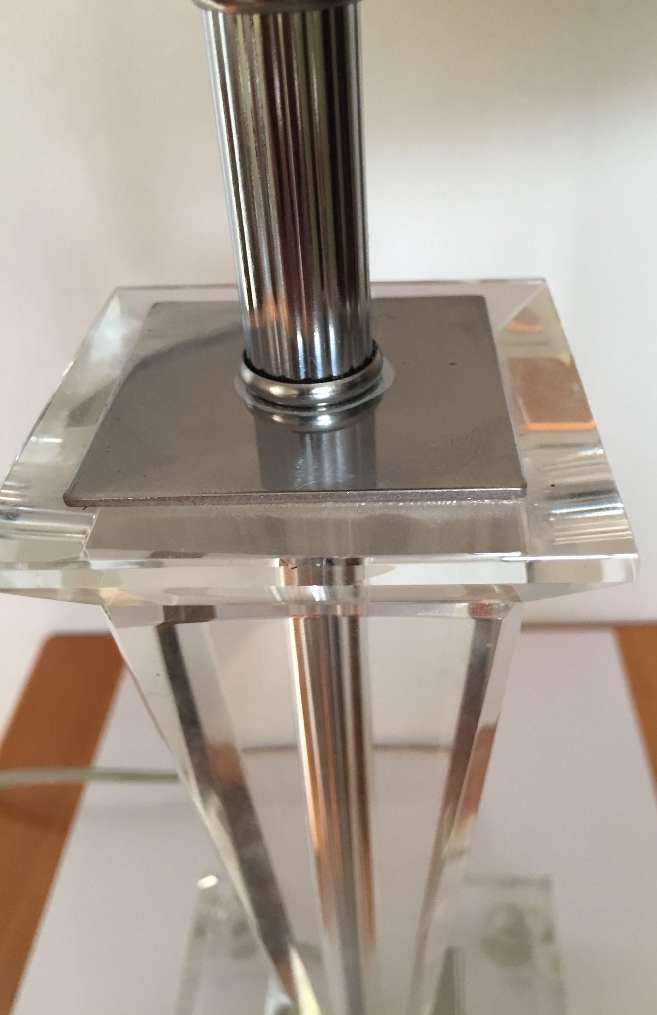 Crystal and stainless steel desk lamp