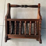 Magazine holder