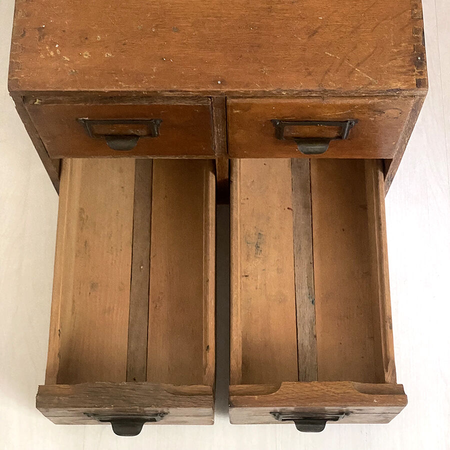 Cabinet with drawers