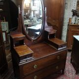 Psyche toilet chest of drawers