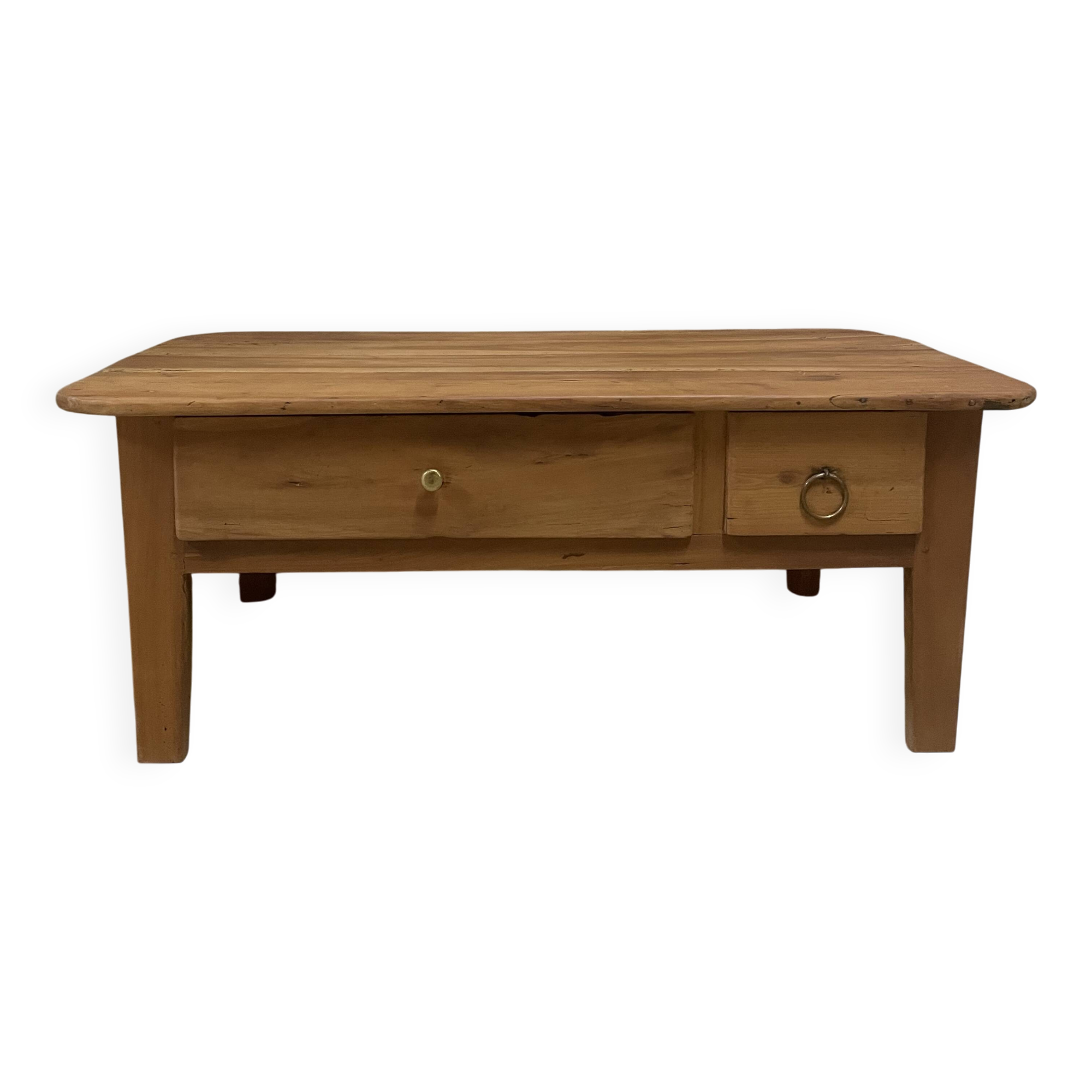 Oak coffee table with drawers