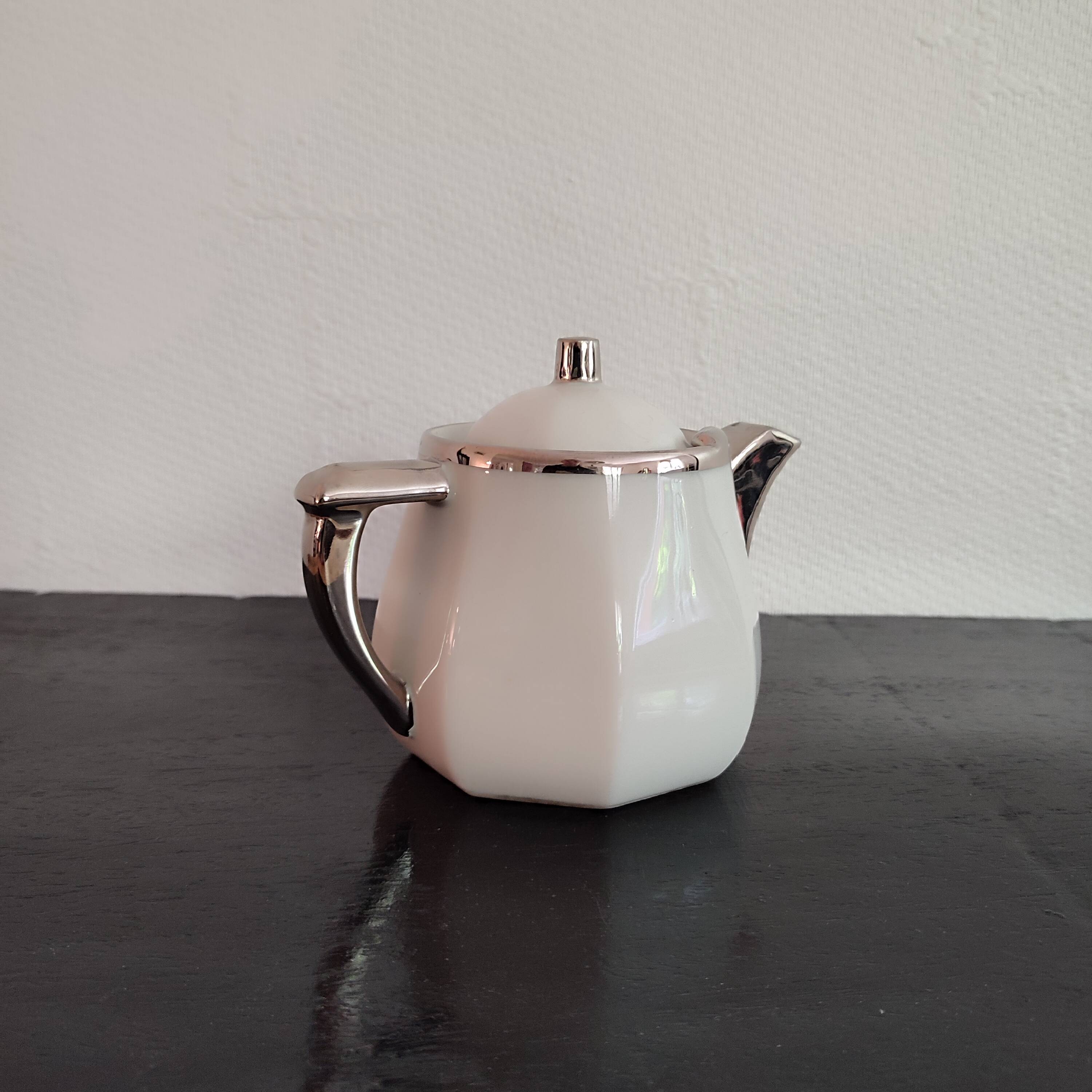 Tea-pot