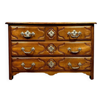 Louis XIV period Parisian chest of drawers in solid cherry wood