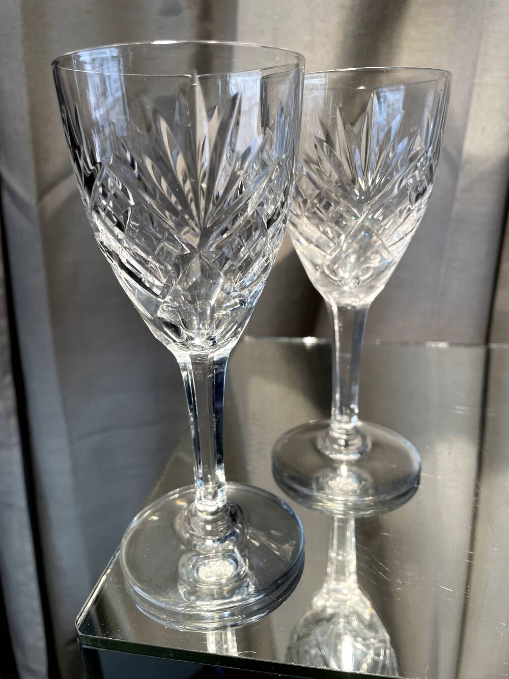Suite of 4 port or wine glasses st louis crystal cooked wine glasses transparent chantilly model table art