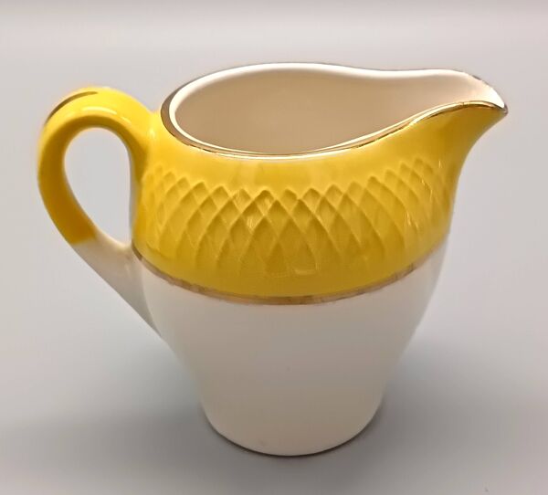 Service à café 9 tasses, pot à lait Moulin des Loups jaune texturé