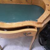 Bureau de dames