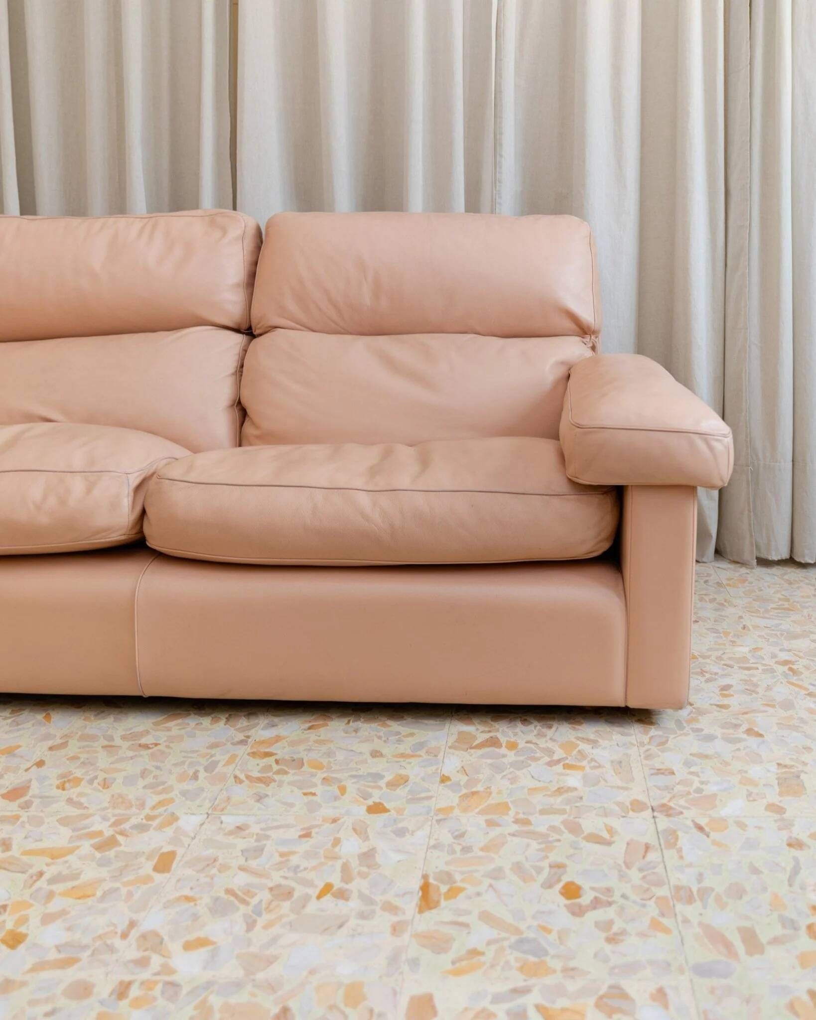 Vintage blush leather modular sofa Petronio by Tito Agnoli for Poltrona Frau, 1970s mid-century design