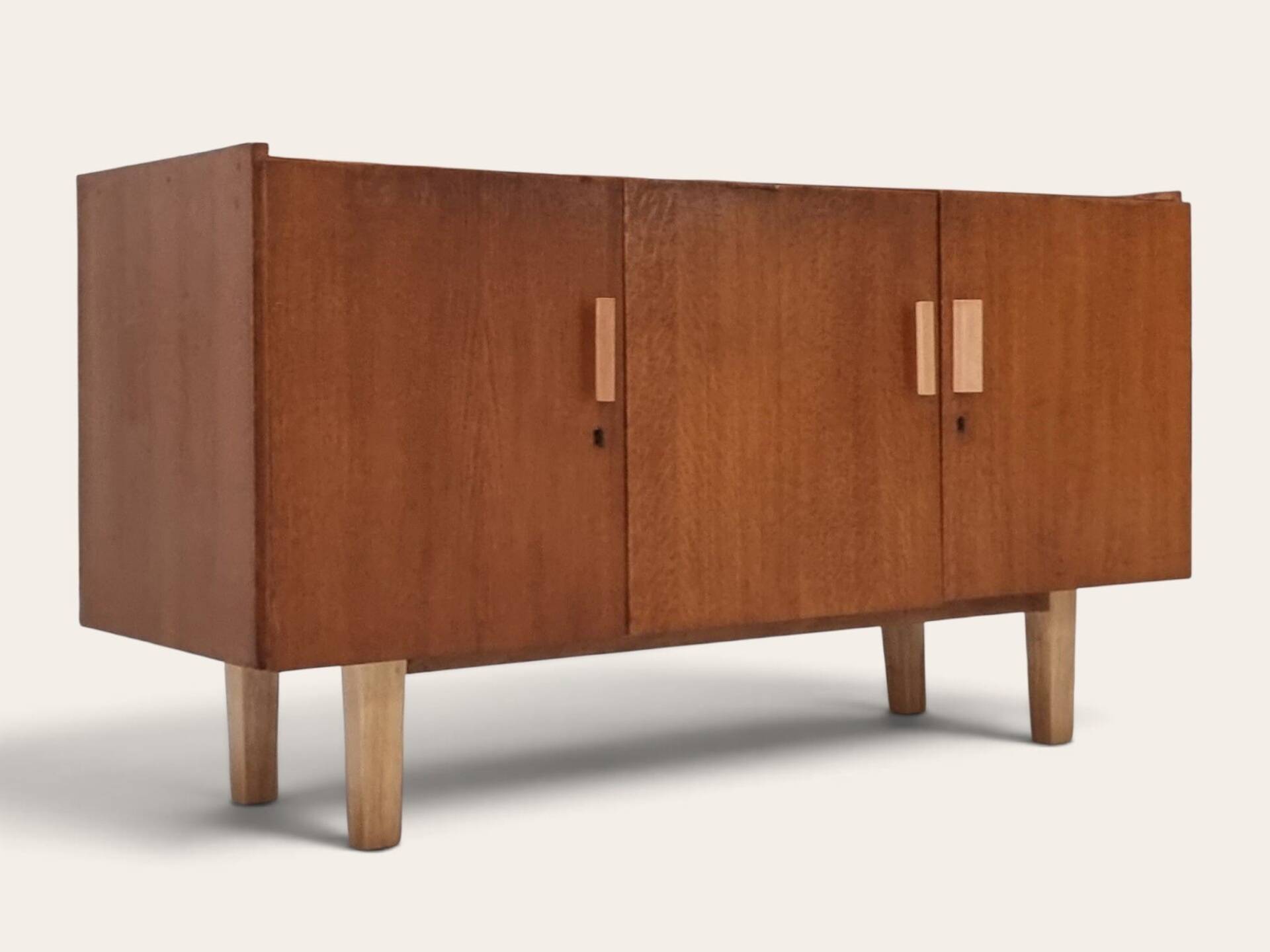Mid-century buffet