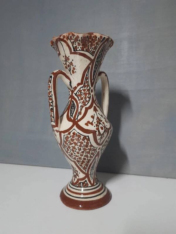 Antique Moroccan Safi vase - Maghreb folk art - brown amphora