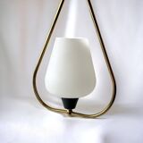 Suspension moderniste en verre sablé blanc et laiton