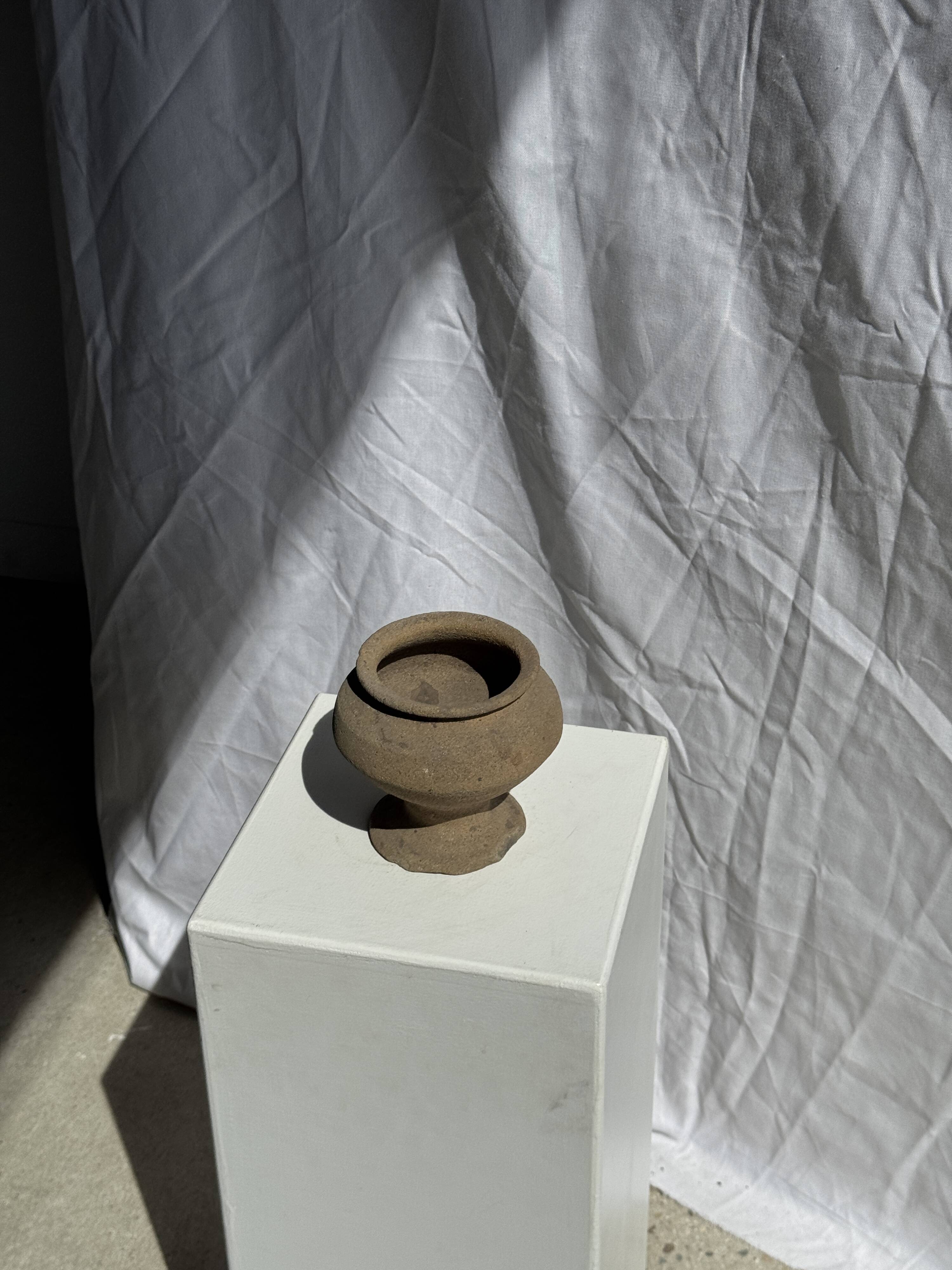 Small brutalist Indonesian footed pot H13 D15
