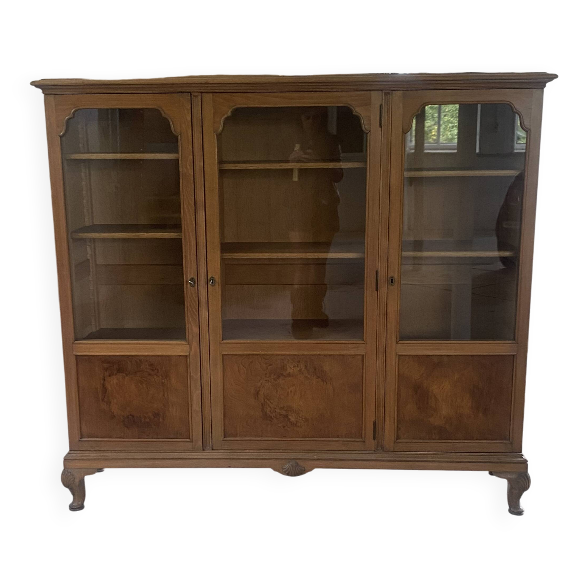 Vaisselier en bois fin