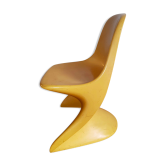 Yellow child chair Casalino 1 Alexander Begge for Casala